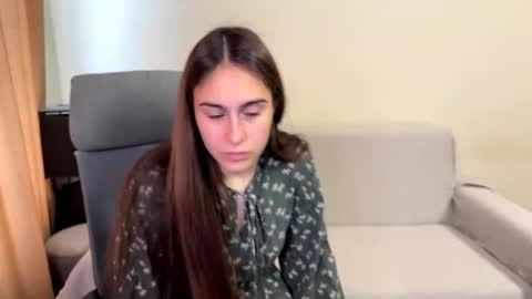 alicekollt online show from 10.19.25