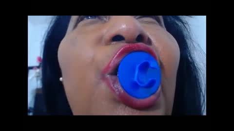 Snapshot of alicematuremilf chatting on 10.10.25 yasmin online show from 10.10.25