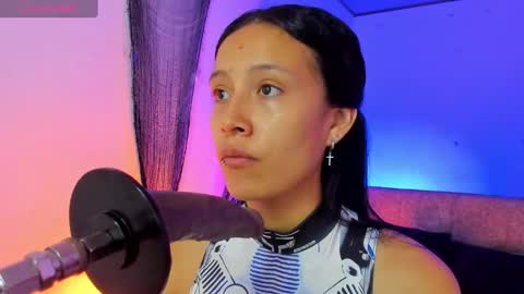 Snapshot of alicemoon__ chatting on 10.30.25 Alicee online show from 10.30.25