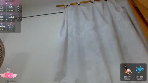 Snapshot of alicesweetx chatting on 10.11.25 alices  cuenta independiente online show from 10.11.25