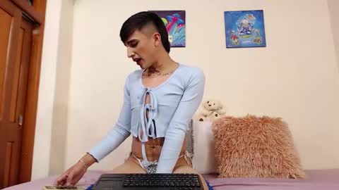 Snapshot of aliceusher_1 chatting on 10.25.25 J Ruiz online show from 10.25.25