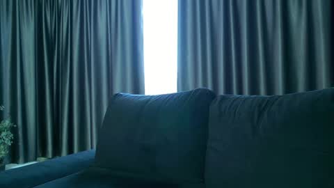 Snapshot of alicexsquirt chatting on 03.08.25 Alice online show from 03.08.25