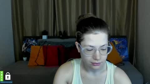 Snapshot of alicia_folow chatting on 01.30.25 Alicia online show from 01.30.25