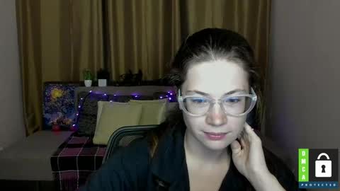 Snapshot of alicia_folow chatting on 09.27.25 Alicia online show from 09.27.25