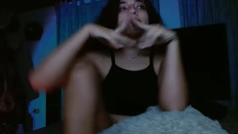 Snapshot of aliciaencalzonesazules chatting on 01.08.25 Chris online show from 01.08.25