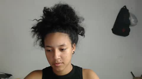 Snapshot of alicie_sexy_hot_20 chatting on 01.31.25 ana online show from 01.31.25