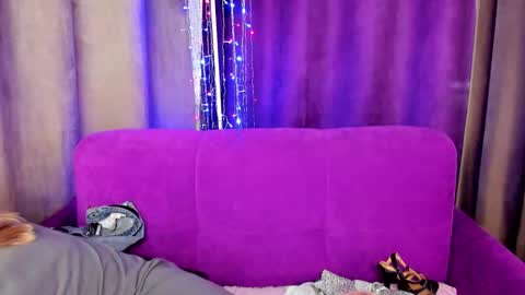 Snapshot of alina_lovelyx chatting on 01.03.25 Alina online show from 01.03.25