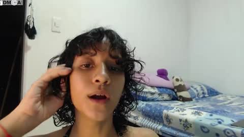 Snapshot of alinawoolf_ chatting on 09.17.25  Ali  online show from 09.17.25