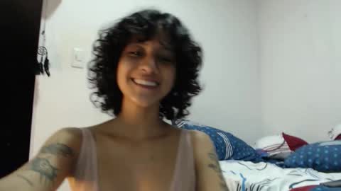 Snapshot of alinawoolf_ chatting on 10.07.25  Ali  online show from 10.07.25