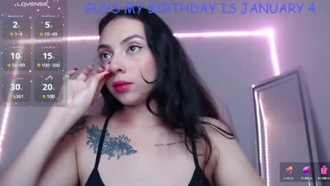 Snapshot of alisa__cain chatting on 12.30.24 Alejandra online show from 12.30.24