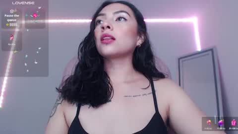Snapshot of alisa__cain chatting on 03.10.25 Alejandra online show from 03.10.25