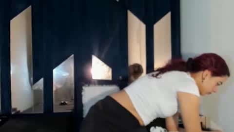 alishaevans_rs online show from 11.17.25