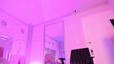 Alison Fishert online show from 02.20.25