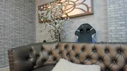 alisonn_doll online show from 12.03.25