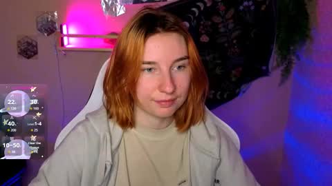 Snapshot of alisun_ chatting on 09.14.25 A L I C E  online show from 09.14.25