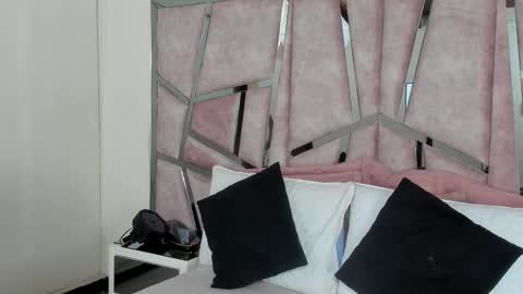 alix online show from 09.25.25