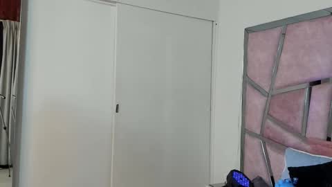 alix online show from 10.30.25