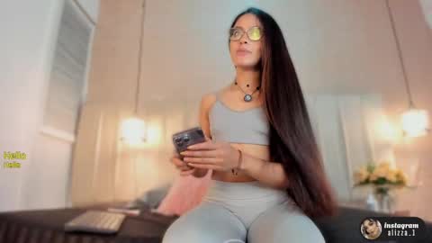 alizza_ online show from 11.02.25