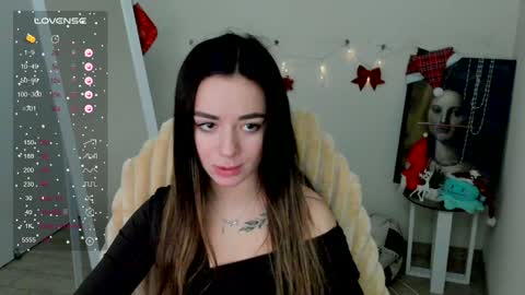 Snapshot of allana_dream chatting on 01.05.25 Allana online show from 01.05.25