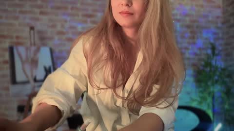 Allie online show from 12.17.24