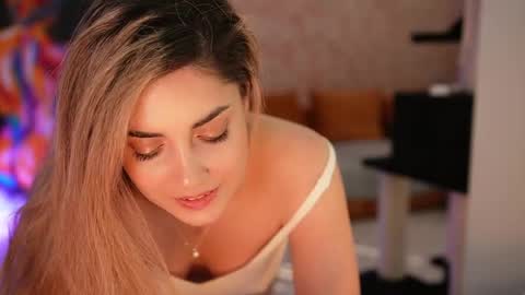 Allie online show from 02.19.25