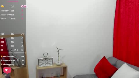 Snapshot of allison0724 chatting on 12.22.24 online show from 12.22.24