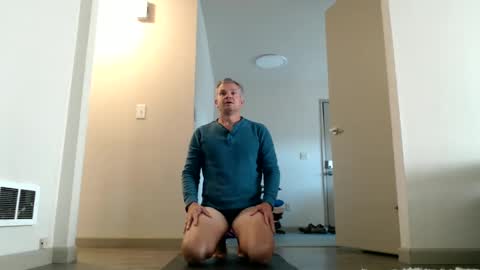 Snapshot of allnaked4 chatting on 09.26.25 allnaked4 online show from 09.26.25