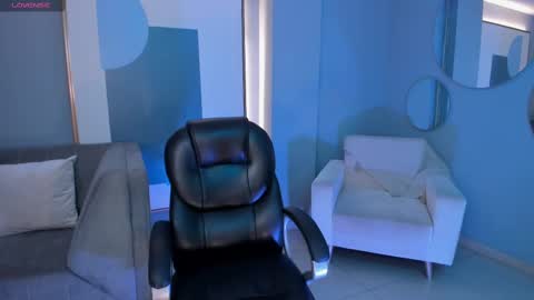 Snapshot of allyjensen chatting on 02.23.25 Alisson online show from 02.23.25