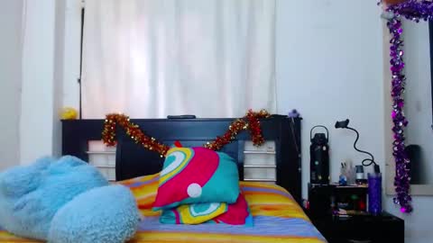 Snapshot of allyson_collins_ chatting on 02.12.25 Allyson collins online show from 02.12.25