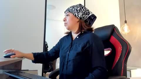 ALMA FENIX  online show from 11.03.25