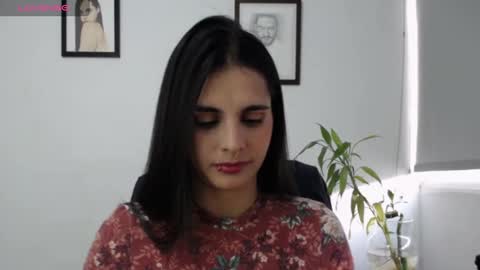 Snapshot of alma_sweet chatting on 01.12.25 Arhantxa online show from 01.12.25