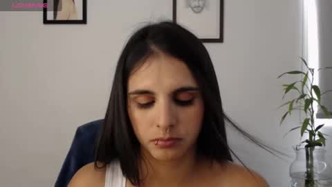 Snapshot of alma_sweet chatting on 01.14.25 Arhantxa online show from 01.14.25