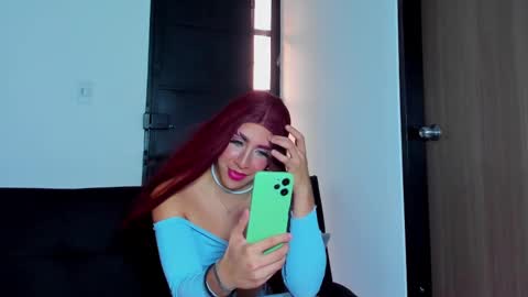 Hazel Bowie online show from 02.28.25