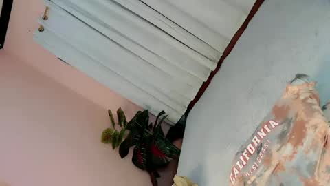 Snapshot of alove_too_last chatting on 01.16.25 LEXY online show from 01.16.25