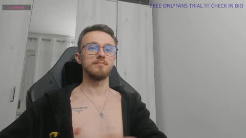 Snapshot of alphaboyfun chatting on 12.30.24 Andi online show from 12.30.24