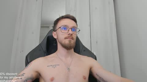 Snapshot of alphaboyfun chatting on 01.18.25 Andi online show from 01.18.25