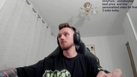 Snapshot of alphaboyfun chatting on 10.08.25 Andi online show from 10.08.25