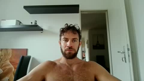 alphah_hunk online show from 10.13.25