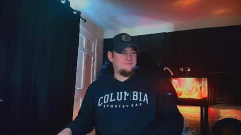 Snapshot of alphanuts101 chatting on 01.08.25 Ryno online show from 01.08.25