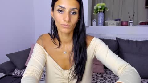 Snapshot of alphaqueenx chatting on 09.20.25 Michelle online show from 09.20.25