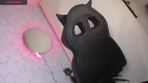 Snapshot of altair_x chatting on 11.15.25 altair_x online show from 11.15.25