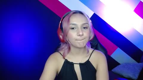 Snapshot of alterego1__ chatting on 12.17.24 Alter online show from 12.17.24