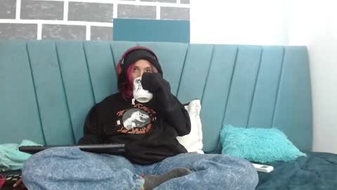 Snapshot of alterego1__ chatting on 03.01.25 Alter online show from 03.01.25