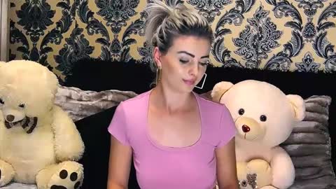 aly online show from 12.19.24