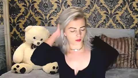 aly online show from 02.21.25