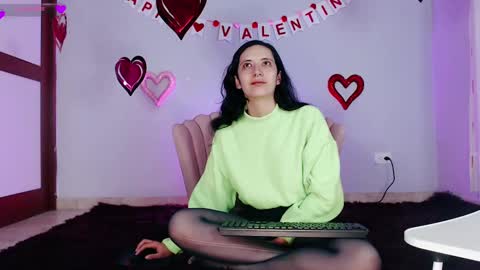 Amai  Sinclair  online show from 02.10.25