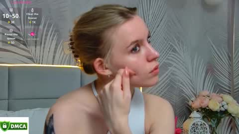 Snapshot of amaliabell chatting on 02.20.25 Amalia online show from 02.20.25
