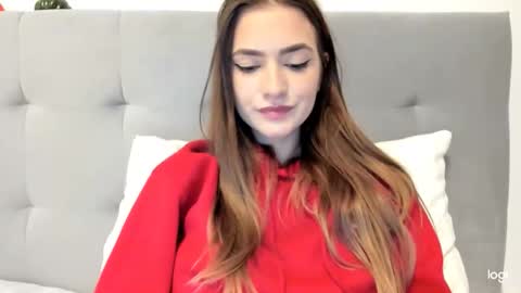 Snapshot of amaliafraser chatting on 11.10.25 amaliafraser online show from 11.10.25