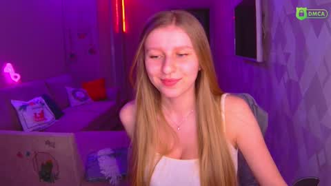 Snapshot of amaliaqueen999 chatting on 01.12.25 Amalia online show from 01.12.25