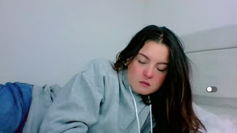 Snapshot of amanda_callum_ chatting on 01.01.25 Katha online show from 01.01.25